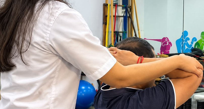Clinical Pilates session with equipment
